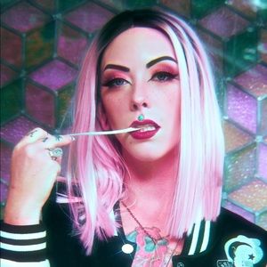 Meet your Posher, Devin